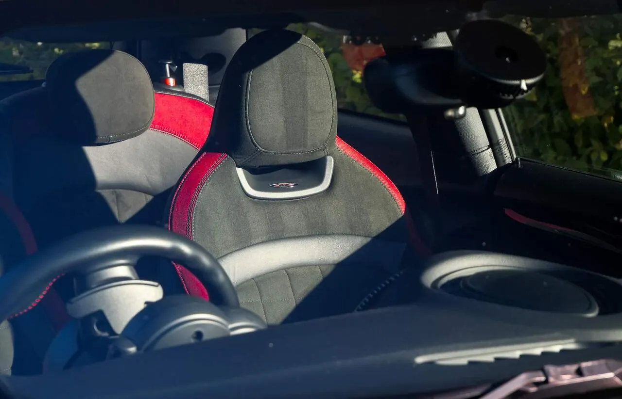 Mini John Cooper Works 2016 photo 3