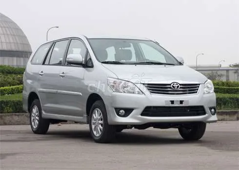 Toyota Innova 2013 photo 3