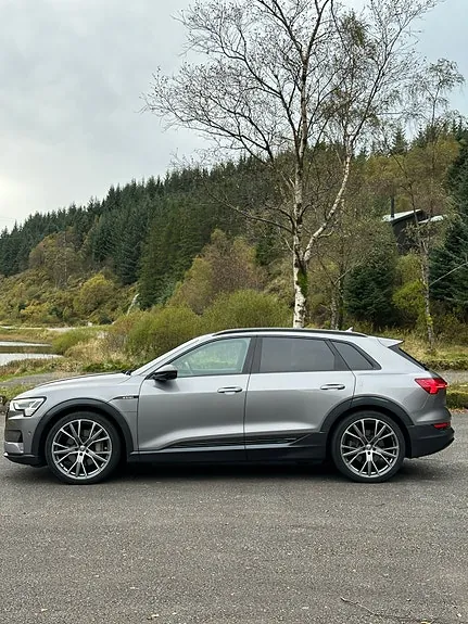Audi E-Tron 2019 photo 2