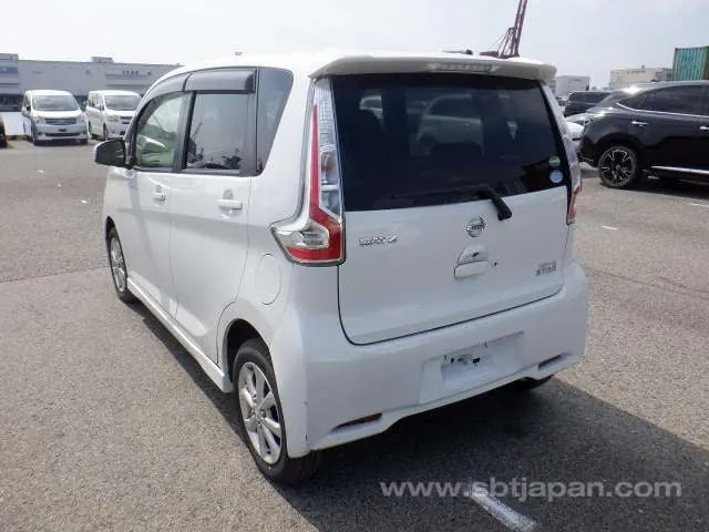 Nissan Dayz Highway Star X 2017 photo 3