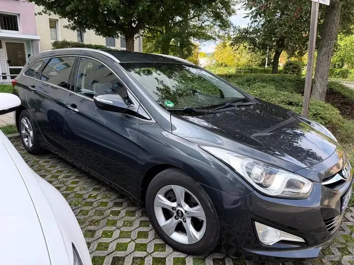 Hyundai I40