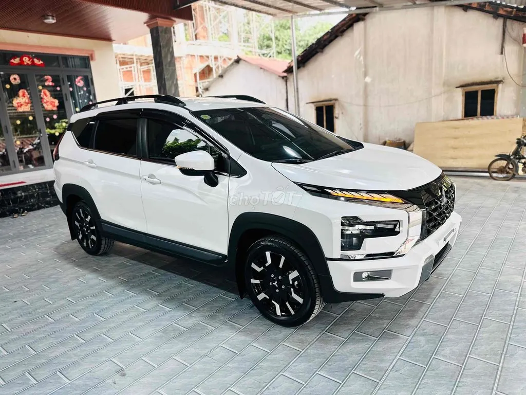 Mitsubishi Xpander Cross 2026 photo 2