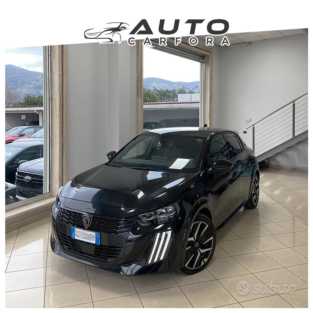 Peugeot 208 2025 photo 2