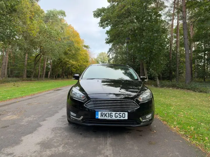 Ford Focus 2016 photo 2