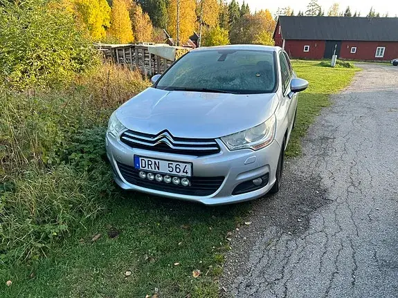 Citroen C4 2011 photo 3