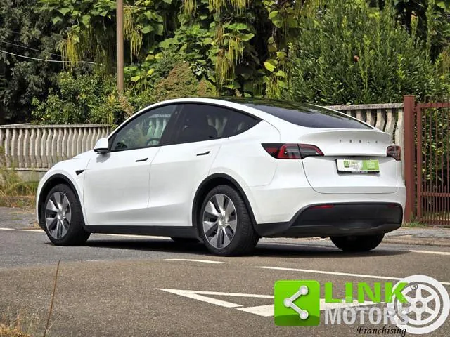 Tesla Model Y 2022 photo 3