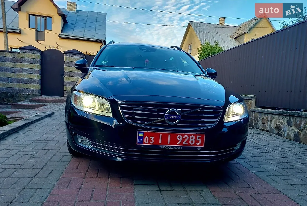 Volvo V70 2014 photo 2