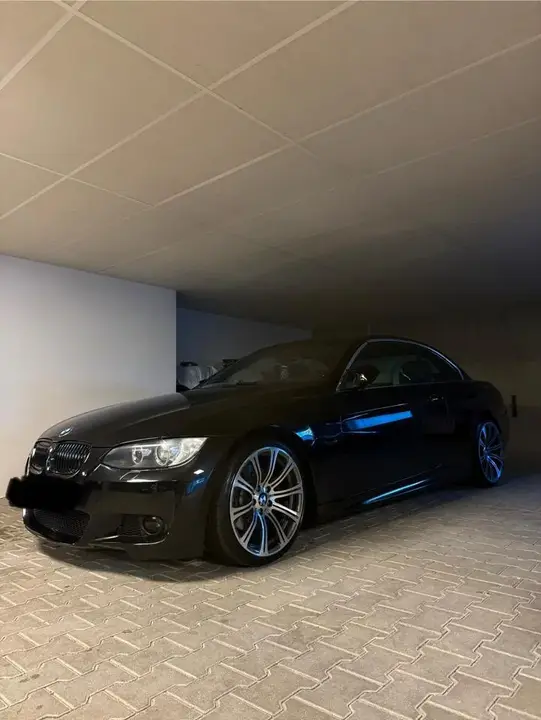 BMW E93