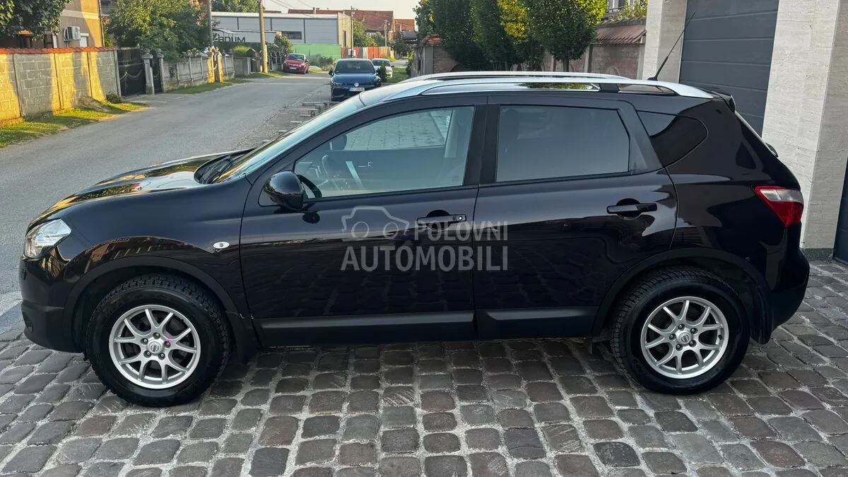 Nissan Qashqai 2010 photo 5