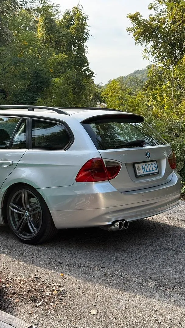 BMW 320D 2005 photo 3