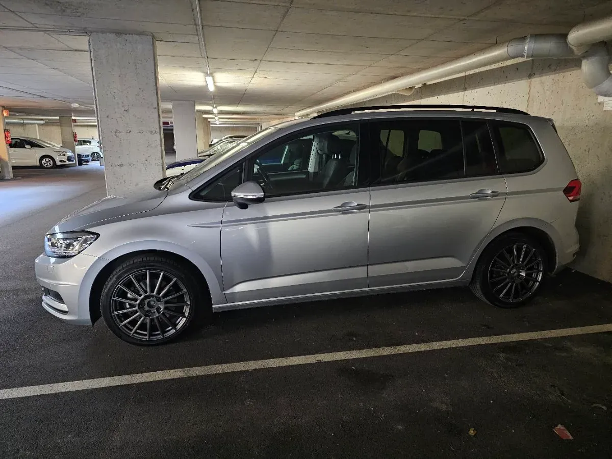 Volkswagen Touran 2019 photo 3