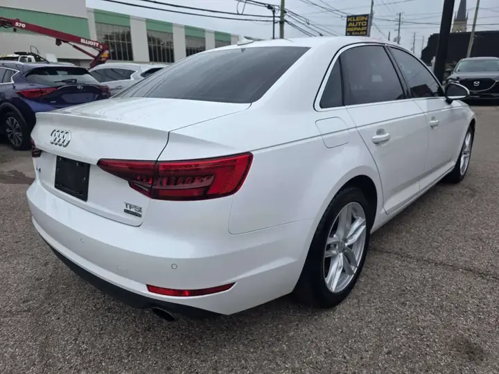 Audi A4 2017 photo 5