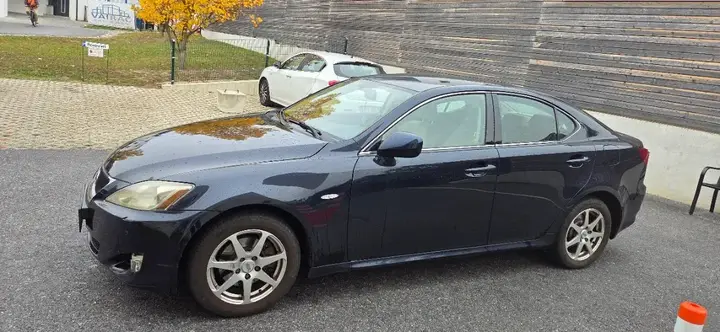 Lexus Is 2006 photo 2