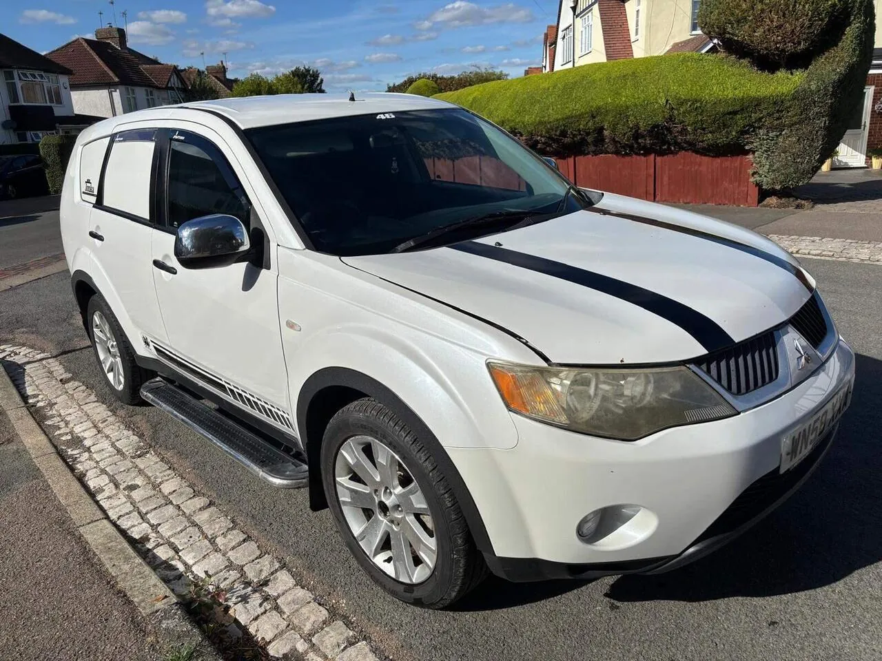 Mitsubishi Outlander 2008 photo 2