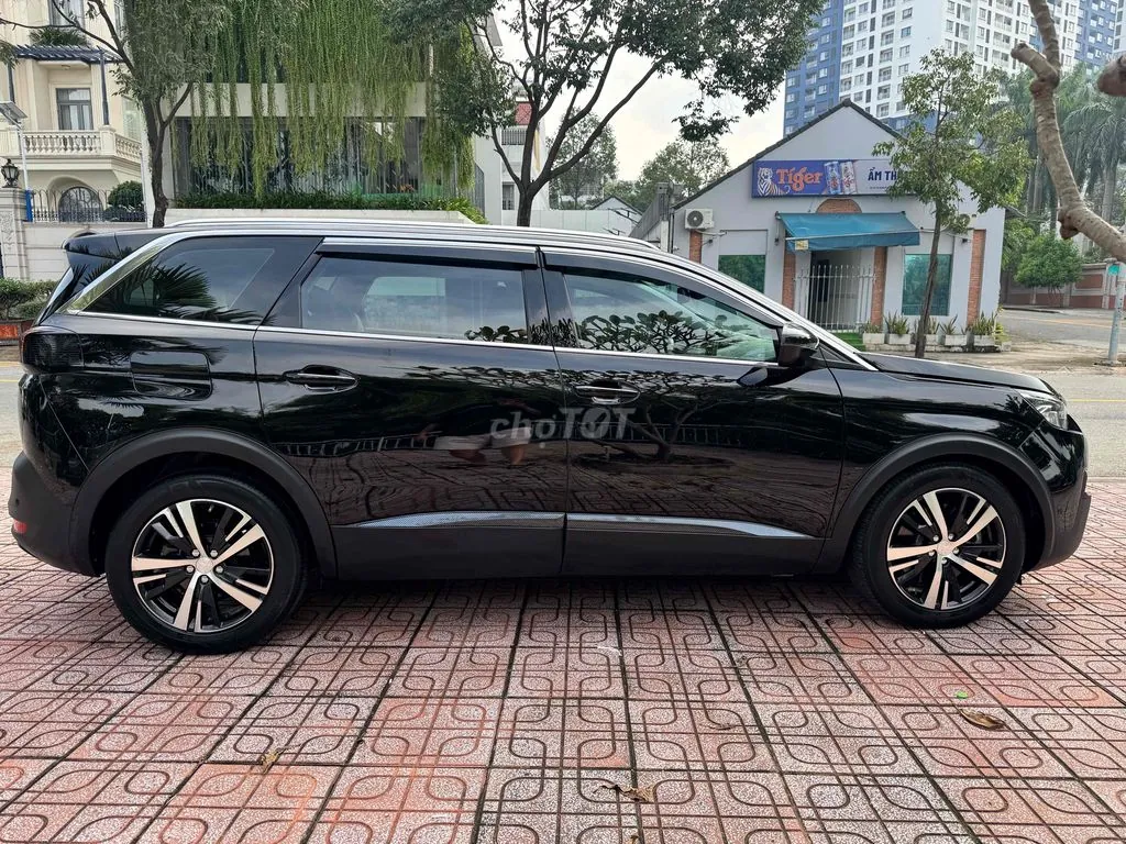 Peugeot 5008 2019 photo 4