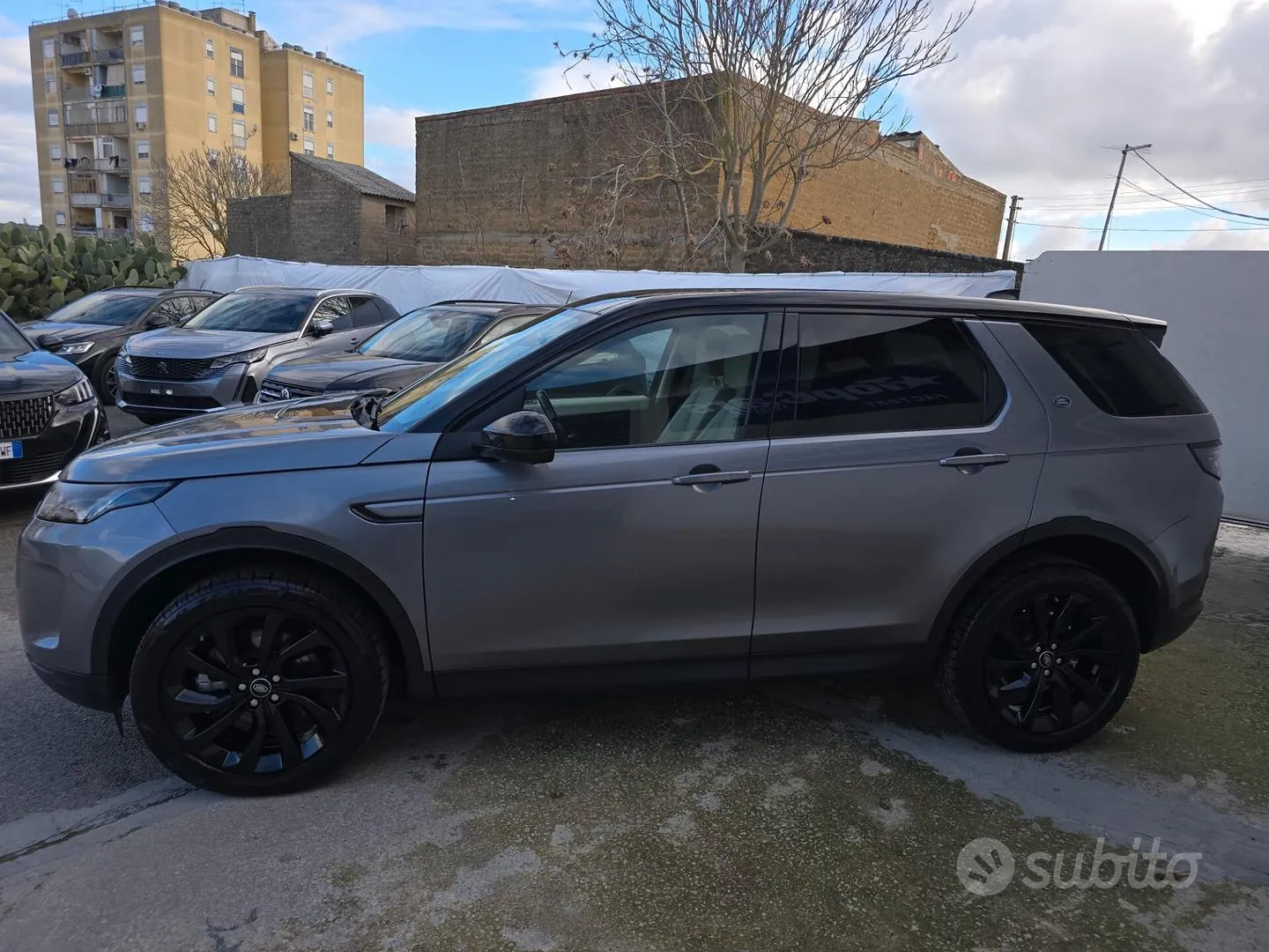 Land Rover Discovery Sport 2020 photo 4