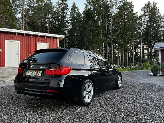 BMW 320D 2015 photo 3