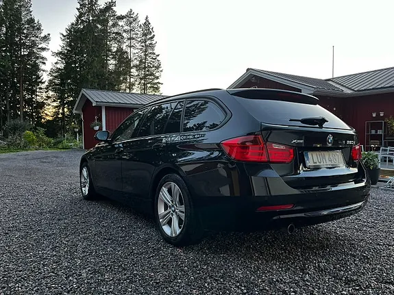 BMW 320D 2015 photo 2