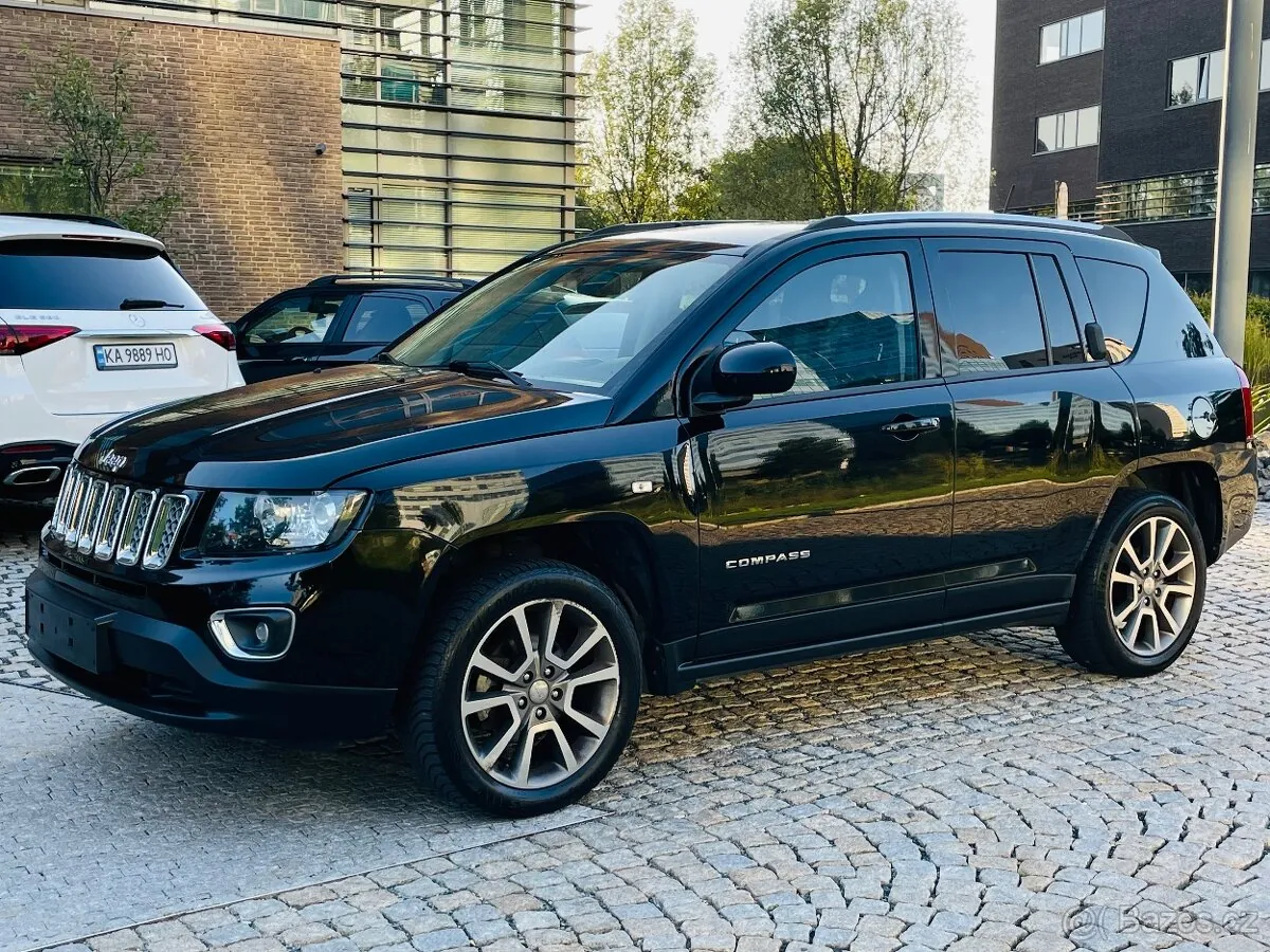Jeep Compass 2012 photo 2