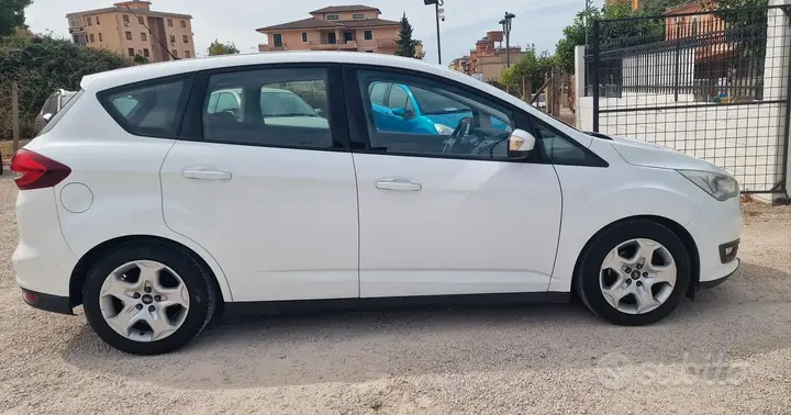 Ford C-Max 2016 photo 3