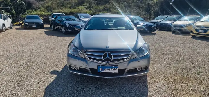 Mercedes-Benz E 2009 photo 4