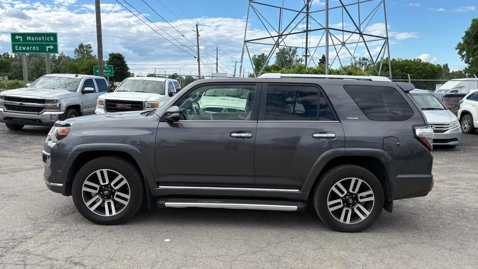 Toyota 4Runner 2016 photo 2