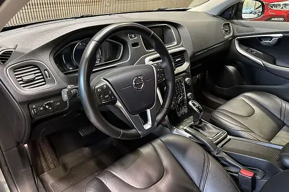 Volvo V40 Cross Country 2019 photo 5