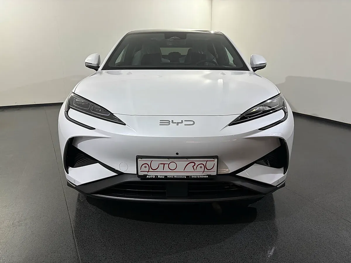 BYD Sealion 7 2026 photo 2