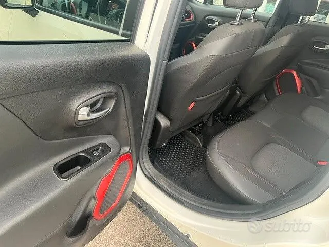Jeep Renegade 2016 photo 5