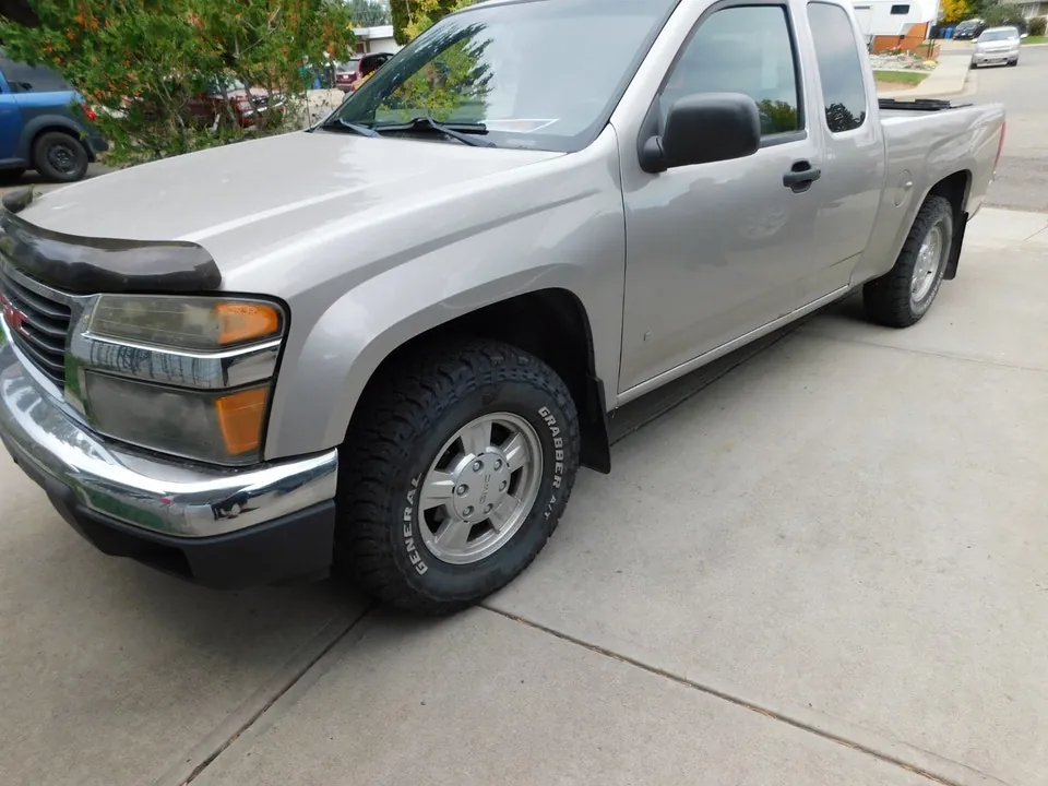 GMC Canyon 2008 photo 3