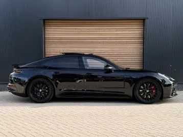 Porsche Panamera 2025 photo 2