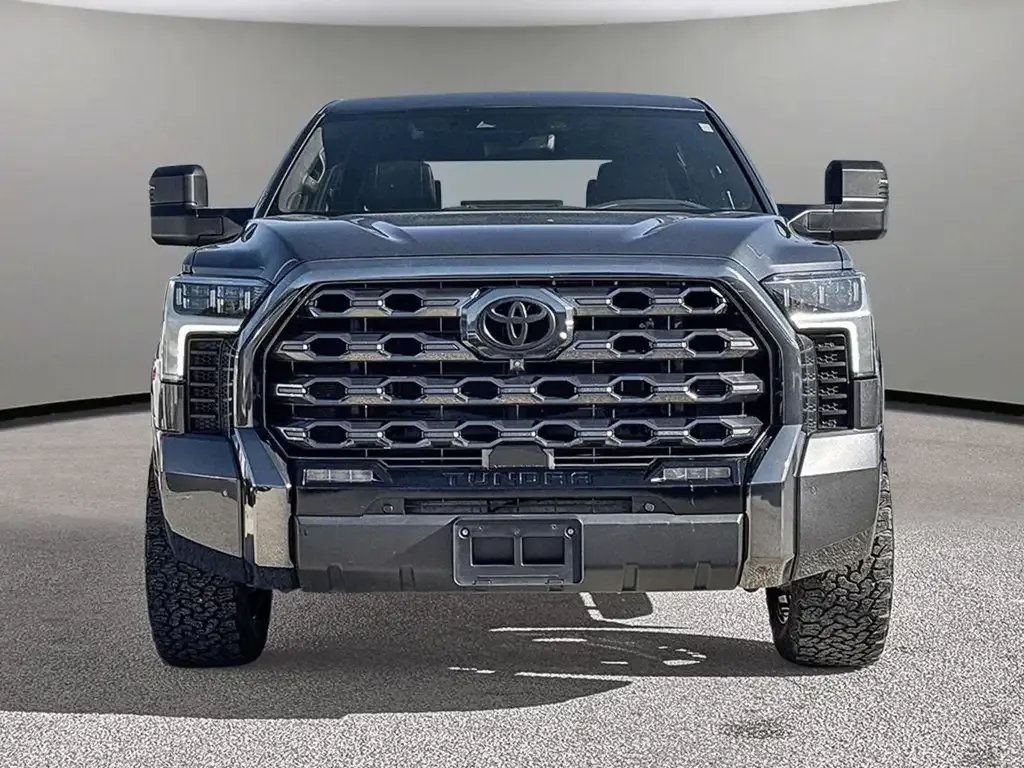 Toyota Tundra 2023 photo 2
