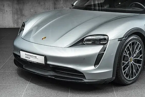 Porsche Taycan 2023 photo 4