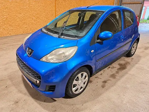 Peugeot 107 2010 photo 2