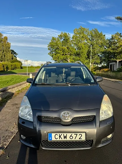Toyota Corolla Verso 2008 photo 5