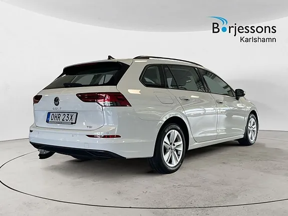 Volkswagen Golf 2023 photo 3