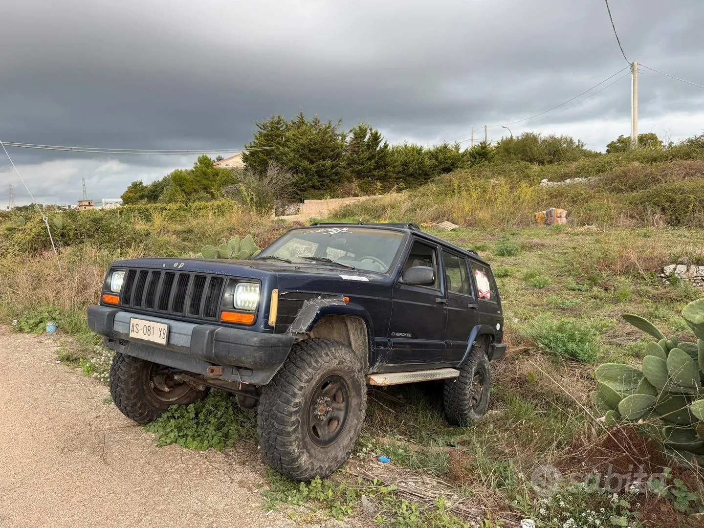 Jeep Cherokee 1997 photo 3