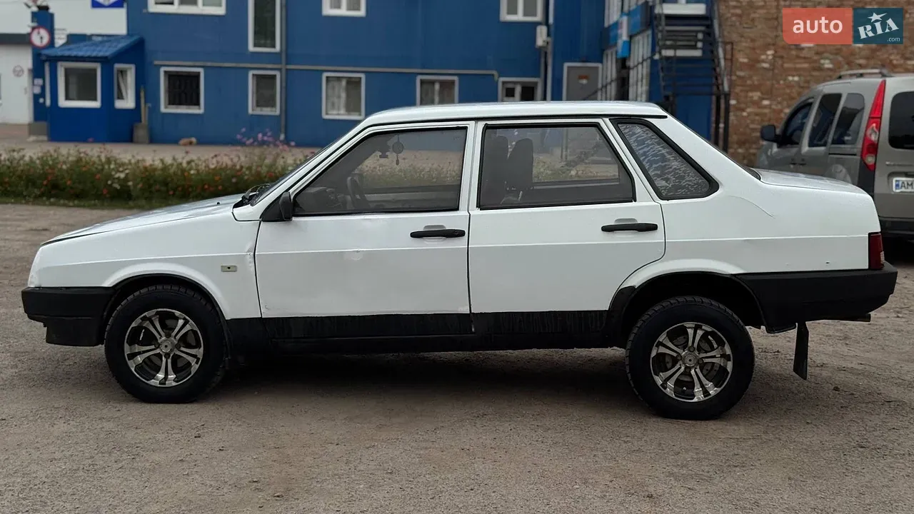 Lada 21099 2006 photo 2