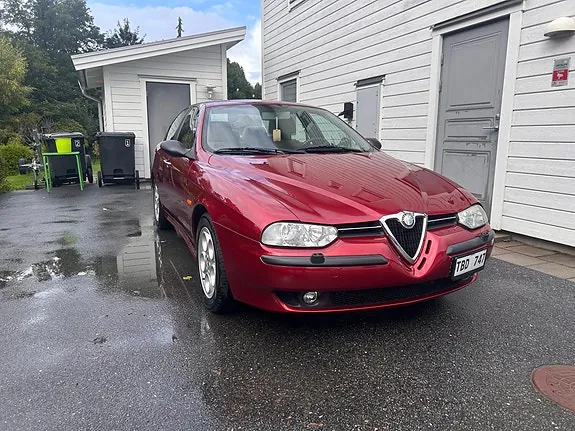 Alfa Romeo 156