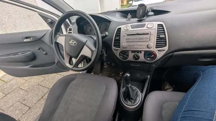 Hyundai I20