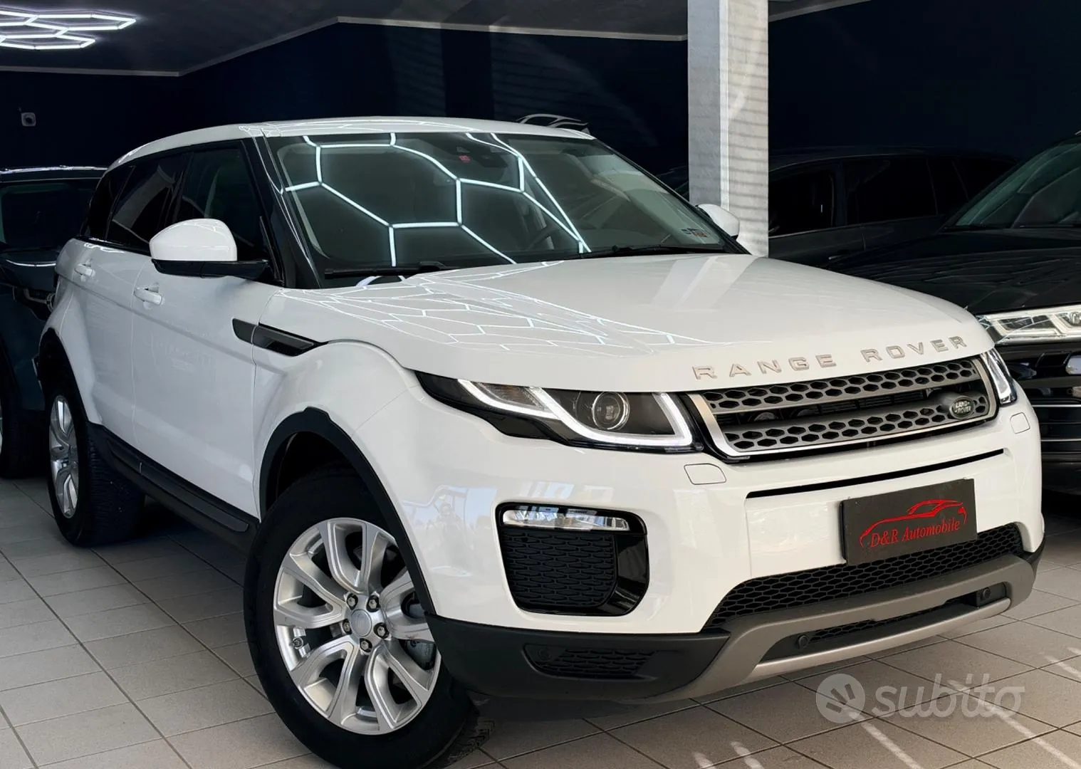 Land Rover Range Rover Evoque 2018 photo 3