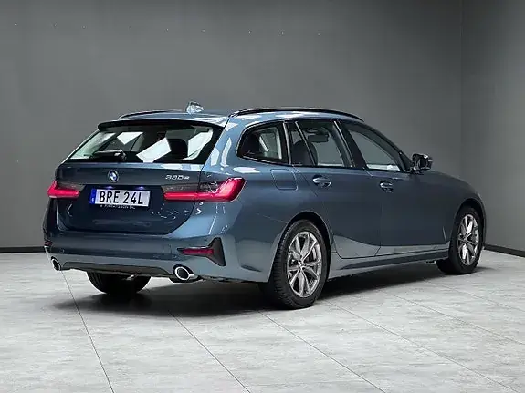 BMW 330E 2021 photo 2