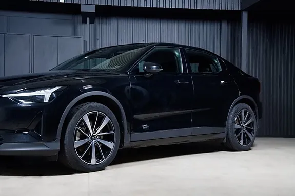 Polestar 2 2022 photo 2
