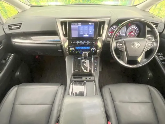 Toyota Alphard 2021 photo 2