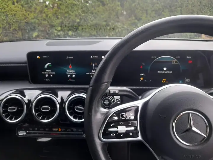 Mercedes-Benz A-Class 2019 photo 5