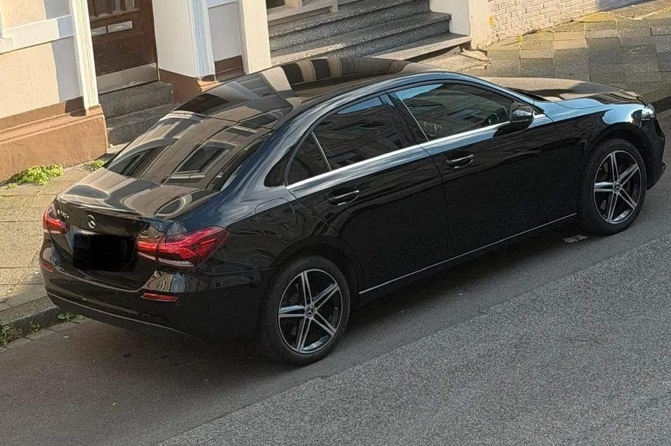Mercedes-Benz A 250 E