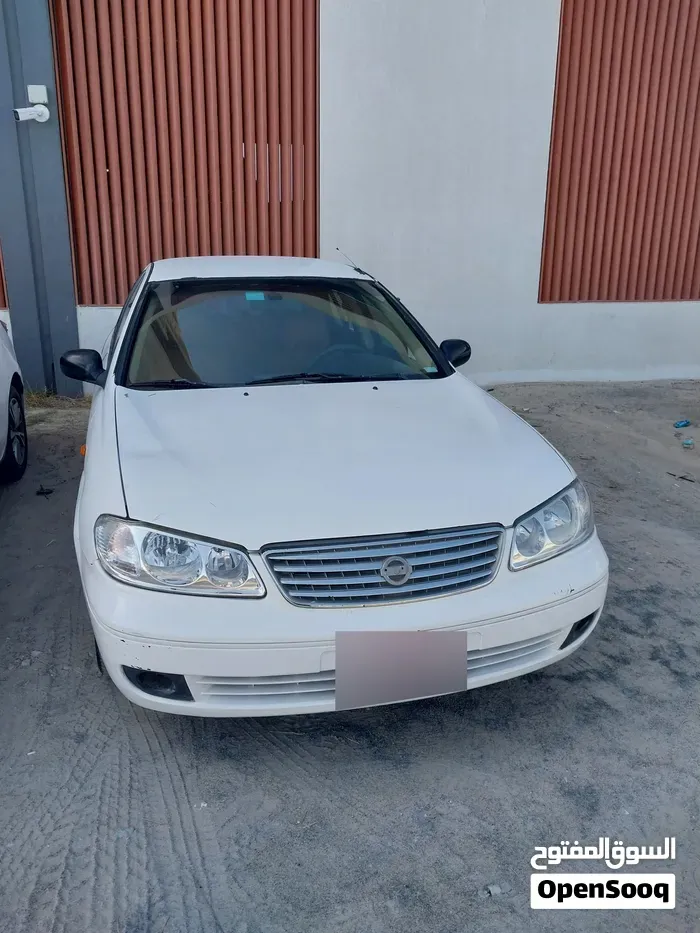 Nissan Sunny 2004 photo 3