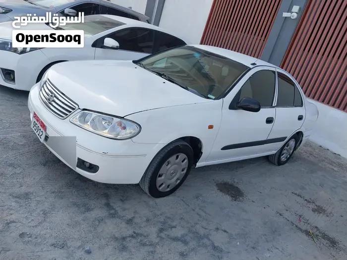 Nissan Sunny 2004 photo 4