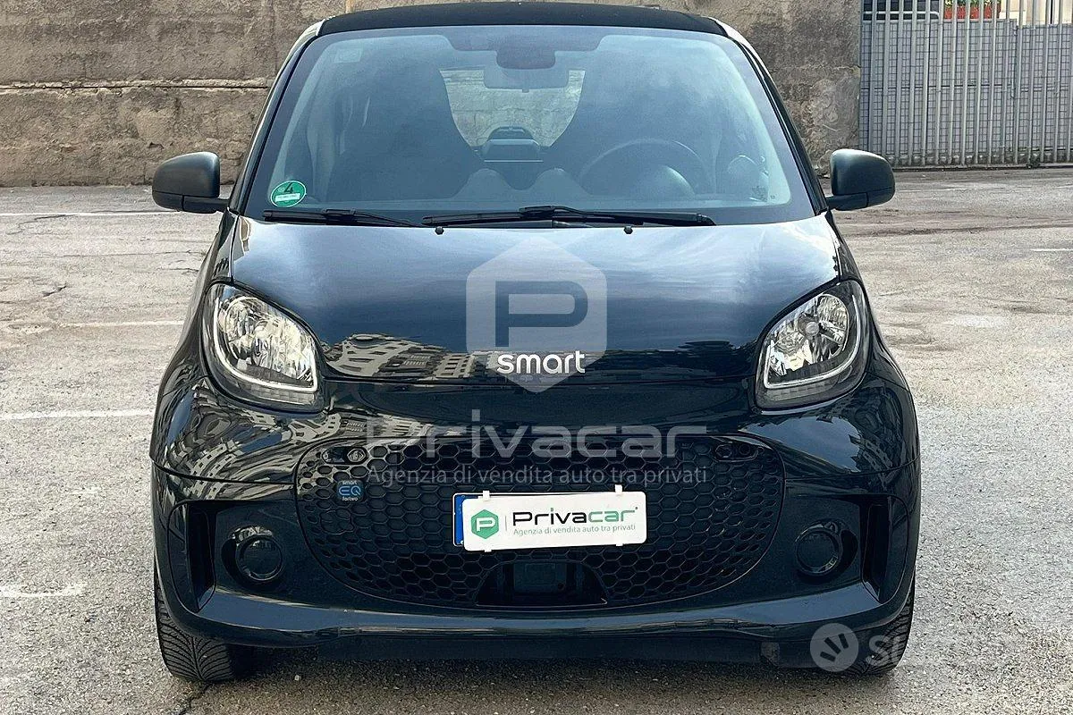 Smart Fortwo 2022 photo 2