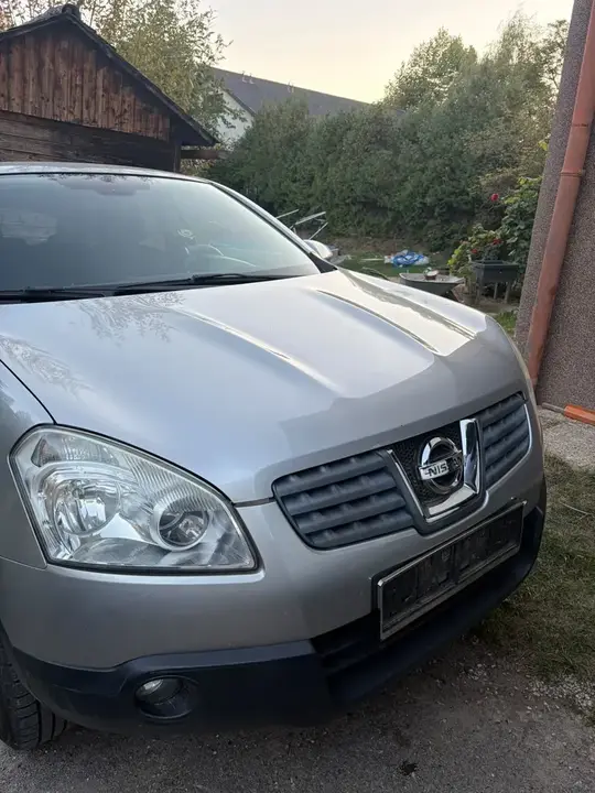 Nissan Qashqai 2008 photo 2